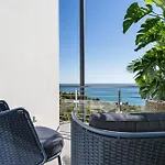 וילה Vivi Homes - Huracan, Private Pool, Sea View, Terrace פואנגירולה