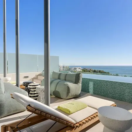 Huracan * Fuengirola