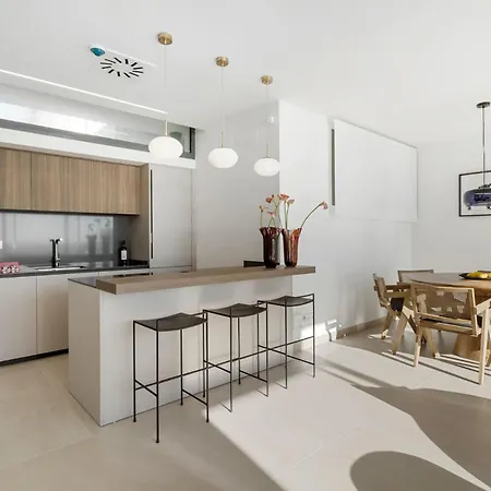 Vivi Homes - Huracan, Private Pool, Sea View, Terrace