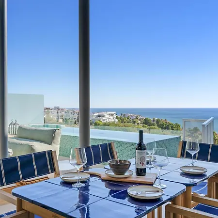 Vivi Homes - Huracan, Private Pool, Sea View, Terrace