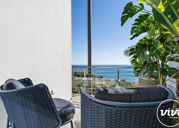 Villa Vivi Homes - Huracan, Private Pool, Sea View, Terrace Fuengirola