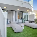 别墅 Vivi Homes - Huracan, Private Pool, Sea View, Terrace 丰希罗拉