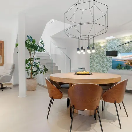 Vivi Homes - Huracan, Private Pool, Sea View, Terrace Villa Fuengirola